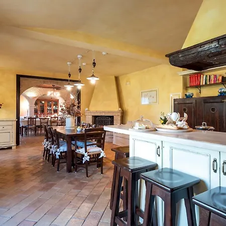 Isotta 8&4, Emma Civitanova Marche