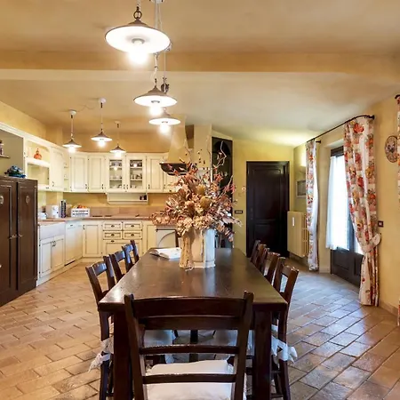 Isotta 8&4, Emma Civitanova Marche